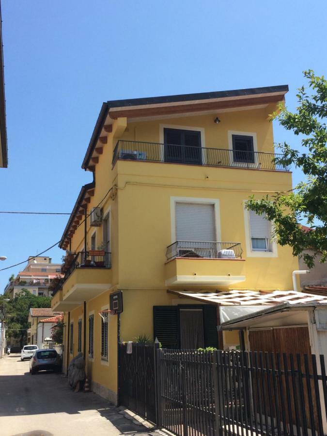 Casa Vacanze “Sale Di Mare” Pescara Eksteriør bilde